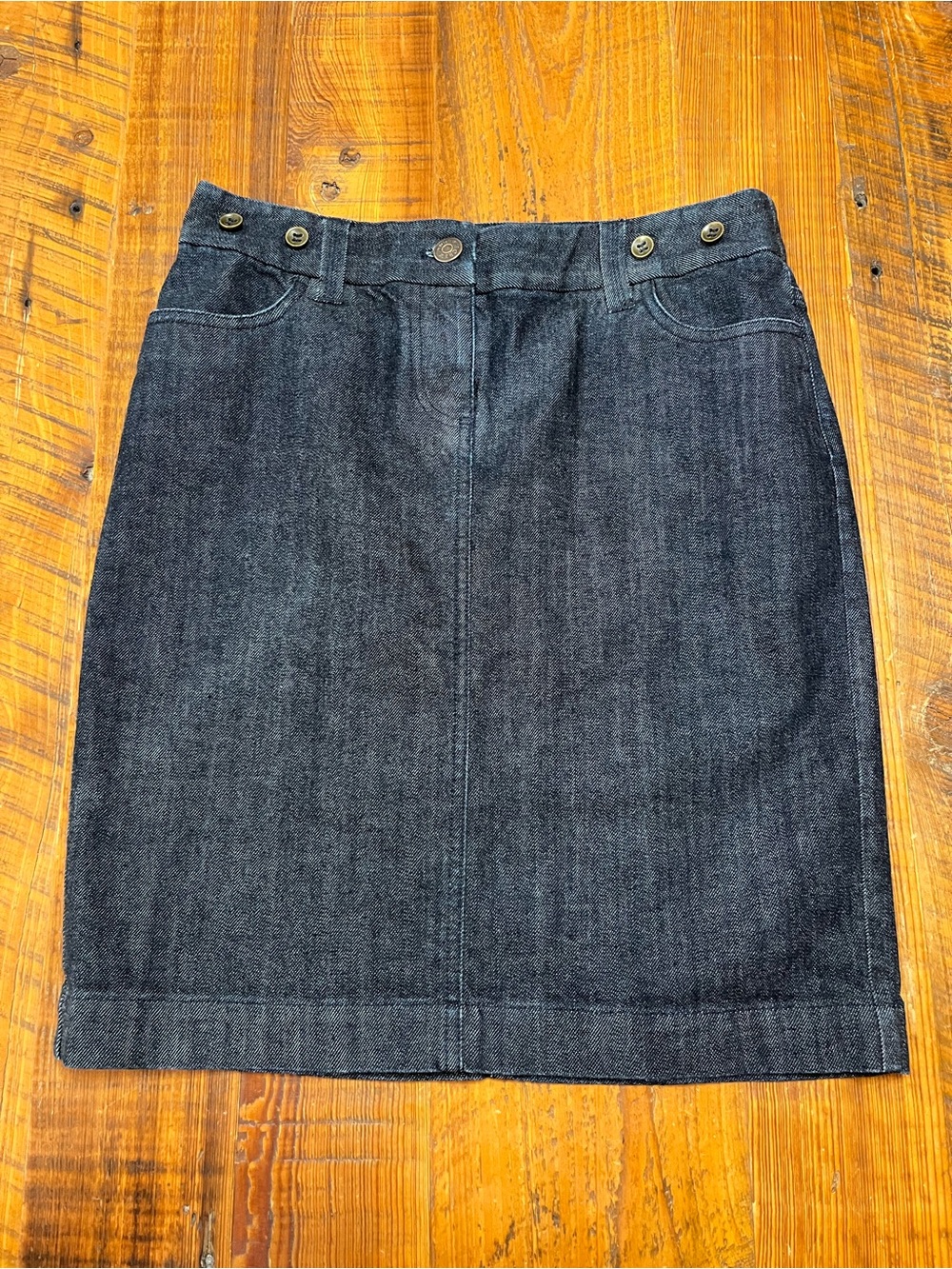 J.Crew Dark Denim Pencil Skirt Size 4 Classic Straight Silhouette